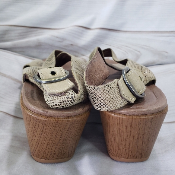 Dansko Jacinda Khaki Tan Snakeskin Leather Slingback Sandals Womens 37 Faux Wood - Picture 8 of 13